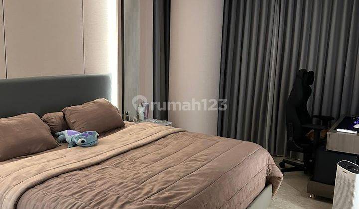 Gold Coast Apartment 3 BR 113m2 Full Furnished Mewah View City 1