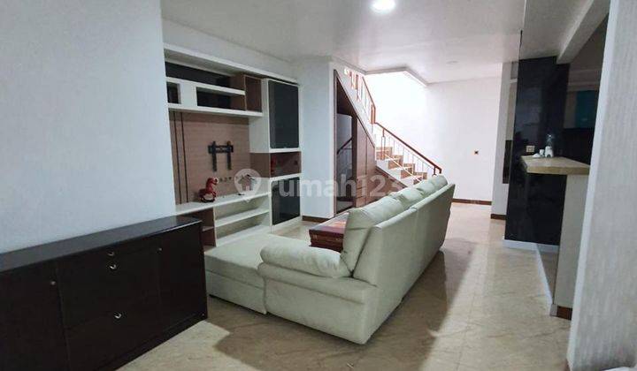 Rumah 2 Lantai Jakarta Garden City, Jakarta Timur Full Furnished 2