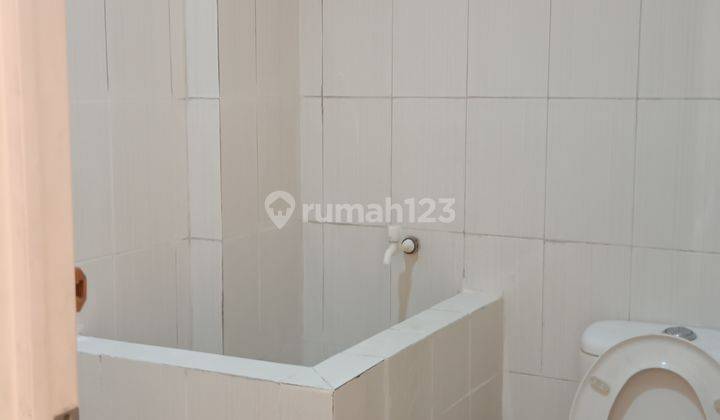 Ruko 3 lantai sewa di Majapahit gayam sari 1