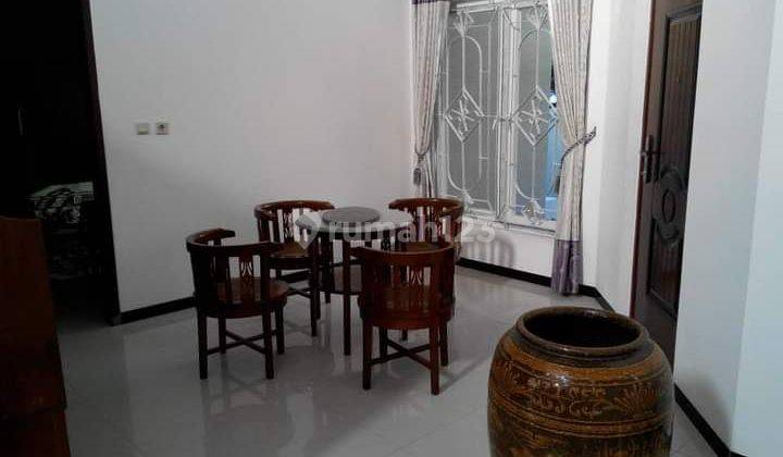 Rumah tengah kota jalan lebar, bagus, siap pakai SHM 3