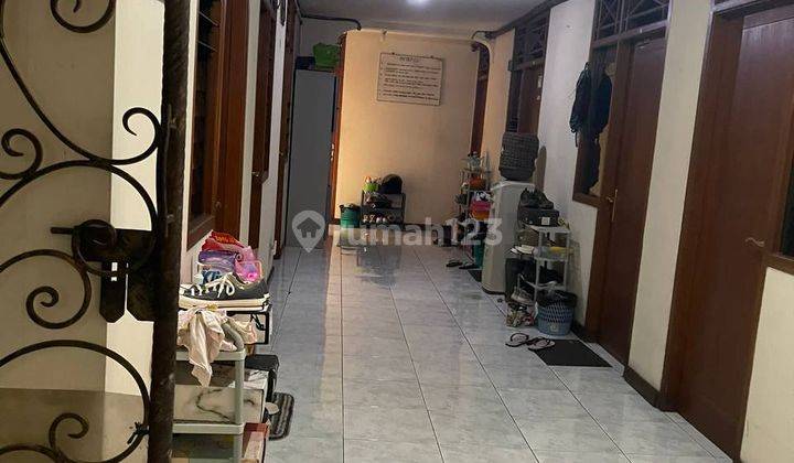Dijual 3 Lantai Kos Kosan 24 Kamar Lokasi Strategis Perkantoran 1