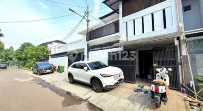 Rumah Mewah Luas Dalam Cluster Dekat Puri Dago Antapani Bandung