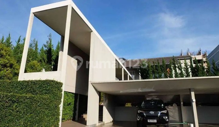 Rumah Lux Modern Tanah Luas Dalam Komplek Dago Resort Bandung