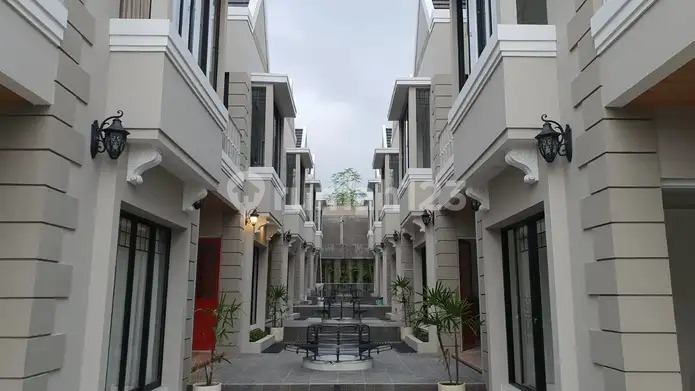 Rumah Baru Modern 3 Lt Double Dekker Style di Setra Duta Bandung 2