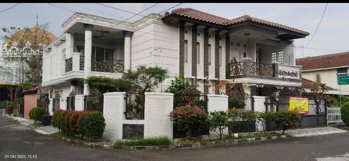 Rumah Mewah Murah Di Komplek Metro Margahayu Dekat Mim Kota Bandung 1