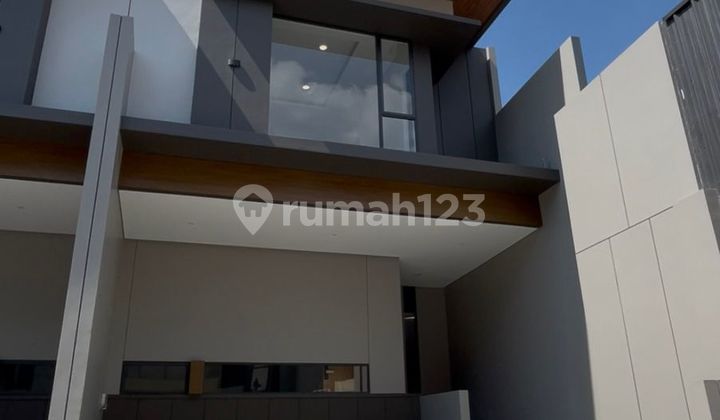 Rumah Baru Minimalis Modern 2 Lantai Dicluster Setra Duta Bandung