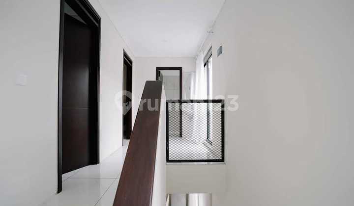 Rumah Baru Siap Huni Furnished di Kota Baru Parahyangan 2