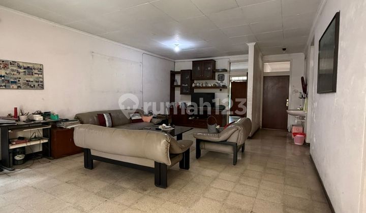 Rumah Klasik Murah Terawat di Terusan Elang Bandung 1