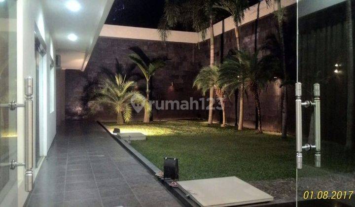 Rumah Mewah Keren Dalam Cluster di Setra Duta Bandung 2