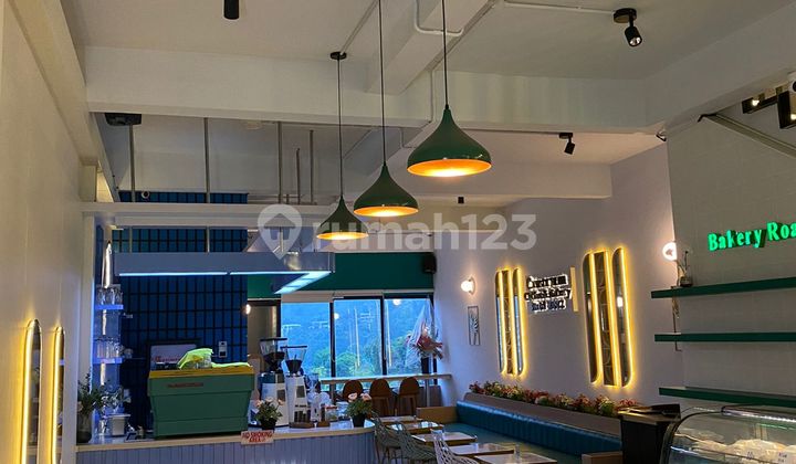 Ruko Siap Pakai Area Raya Golf Dago Bandung