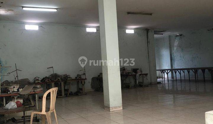 Ruko Besar Strategis di Jalan Cibaduyut Raya 2