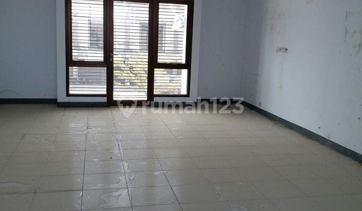 Nice Ready-to-Occupy Shop House in Taman Kopo Katapang 2