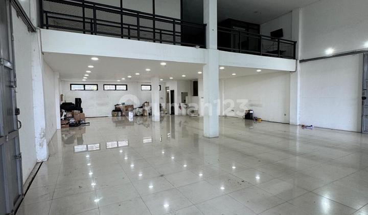 Ready-to-Use 2-Story Ruko on Mainroad Bkr Bandung 1