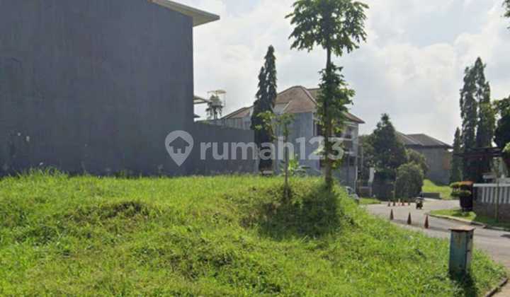 Land Hook in Elite Area Ready to Build in Setraduta Bandung