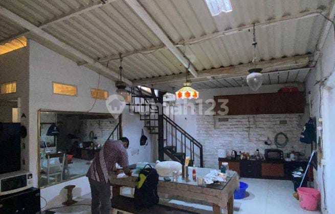 Strategic 2-Story Rukost in Turangga, Bandung 2