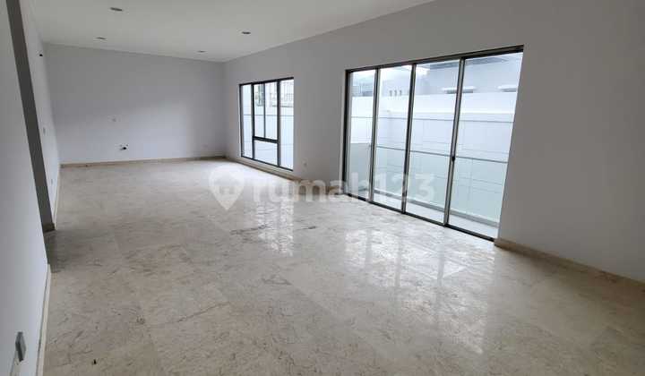 Rumah Golf Island Pik Ukuran 12X20 Maple Brand New Siap Huni 2