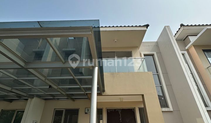 Rumah Golf Island Pik bisa KPR Ukuran 8X20 Tipe Pine Kosongan Rumah Golf Island Pik bisa KPR Ukuran 8X20 Tipe Pine Kosongan