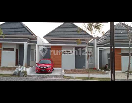 Rumah Premium Shm Bsb Village 15 Menit Unika Uptown Mall Bca 2
