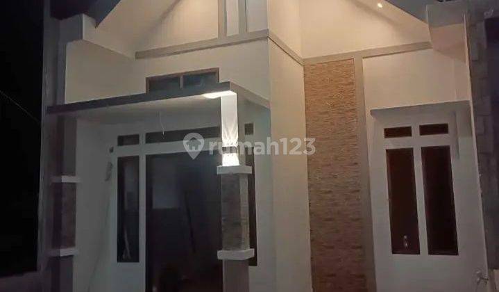 Rumah Modern minimalis harga ekonomis di Depok  2