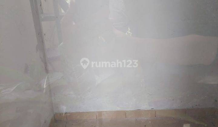 Disewakan Cepat!!! Rumah 2 Lantai Hoek dengan Lokasi Strategis di Kawasan iL Lago, Gading Serpong 7