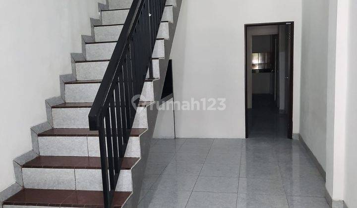 Dijual Rumah Minimalis Laris Manis di Sektor 1B, Gading Serpong 8