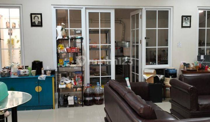 JUAL UNTUNG!!!! Dijual Rumah Modern Siap Huni di Kawasan Elit iL Lago, Gading Serpong (Akses dekat kemana mana) 4