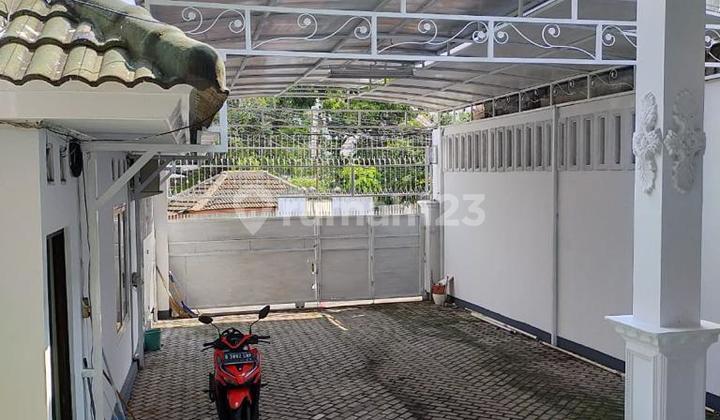 Rumah asri siap huni di jkt timur 5