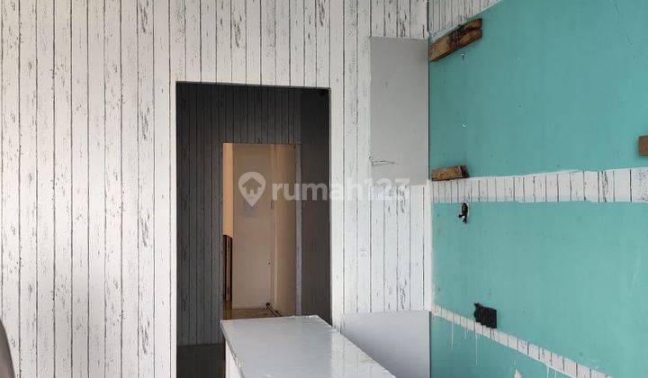 Disewakan Rukow 2,5 Lantai Pondok Bambu Duren Sawit Parkir Luas 2
