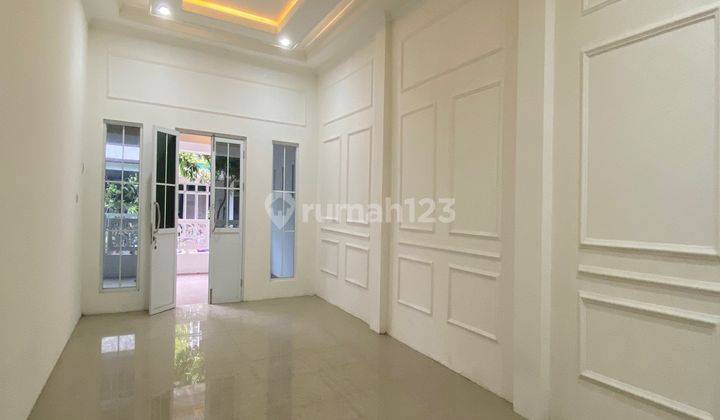 Murah Banget Rumah Cantik Kemang Pratama Baru Renovasi