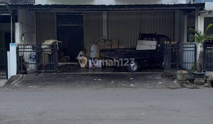 Disewakan Ruko 2 Lantai Strategis di Pondok Pekayon Indah Bekasi 1