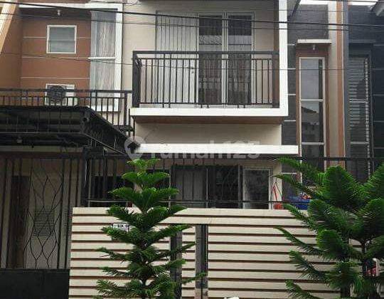 Rumah Mewah Metland Menteng Furnished Luas 160 Cakung 1