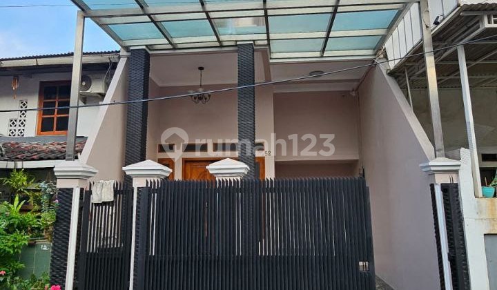 Rumah Cantik 2 Lantai Siap Huni Kemayoran Jakarta Pusat