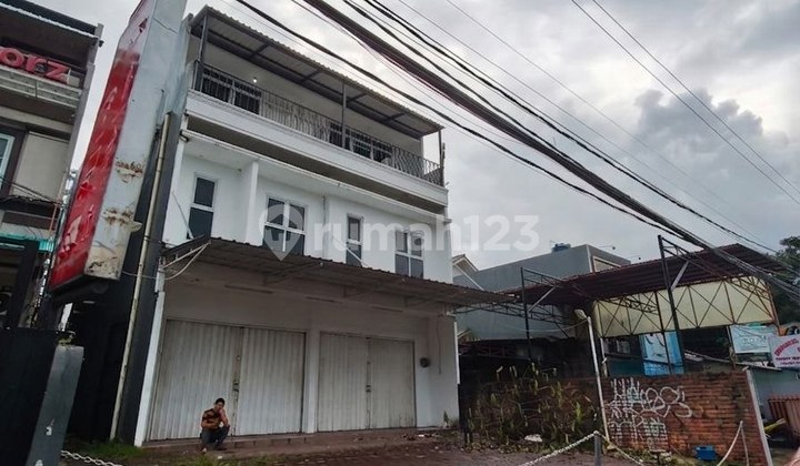 Ruko Gandeng 3 Lantai Disewakan di Bogor Utara Ruko Gandeng 3 Lantai Disewakan di Bogor Utara