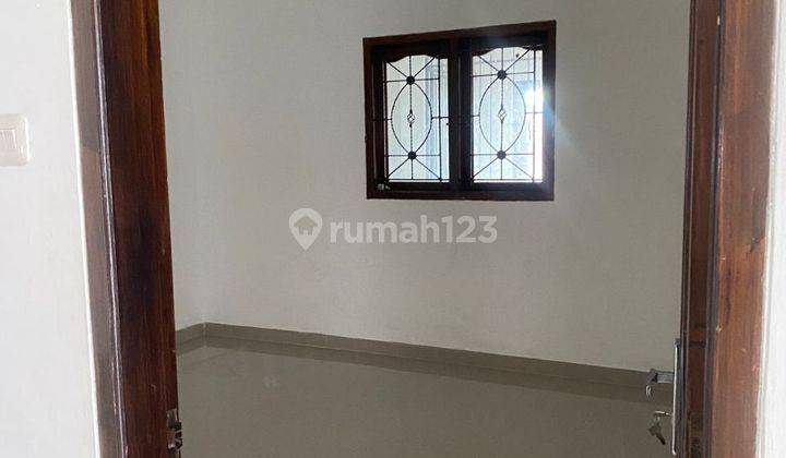 Disewakan Rumah Luas 260 Cocok Untuk Kantor Jatinegara Jakarta Timur 2