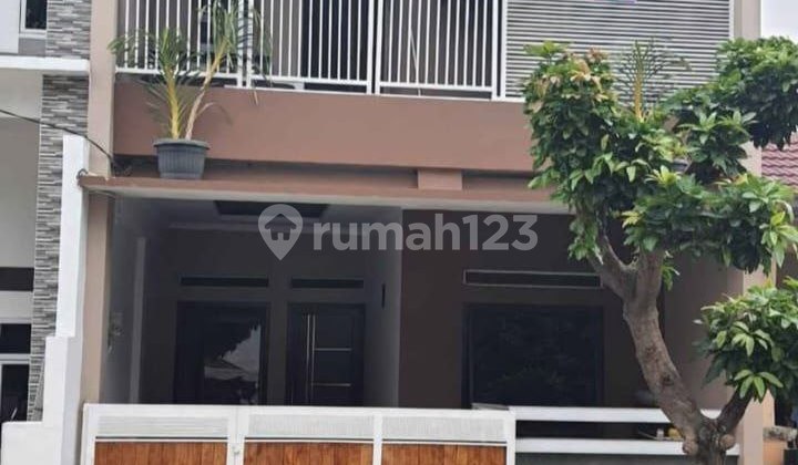 Murah !! Rumah 2 Lantai Mutiara Gading Timur Bekasi Timur