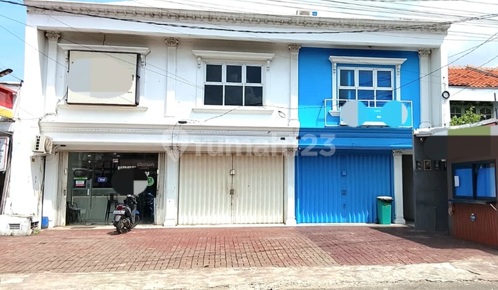 Cheap !! Street-Facing Shop House in Bekasi City 2 Floors for Rent
