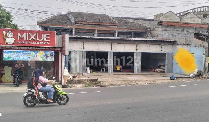 For Rent: Attached Shop House Area 480 Bogor Street Depok 1