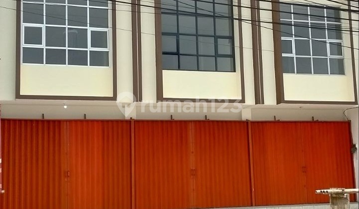 Cheap 3 Adjacent Shops for Rent in Cilodong, Depok Cheap 3 Adjacent Shops for Rent in Cilodong, Depok