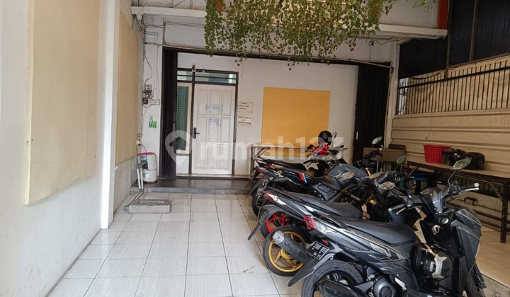 DIJUAL RUMAH KOST FURNISHED JATINEGARA 15 KAMAR JAKARTA TIMUR DEKAT STASIUN KRL DIJUAL RUMAH KOST FURNISHED JATINEGARA 15 KAMAR JAKARTA TIMUR DEKAT STASIUN KRL