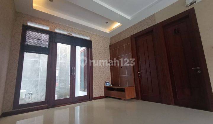 Dijual Cepat Rumah Semi Furnish Pondok Bambu Duren Sawit 2