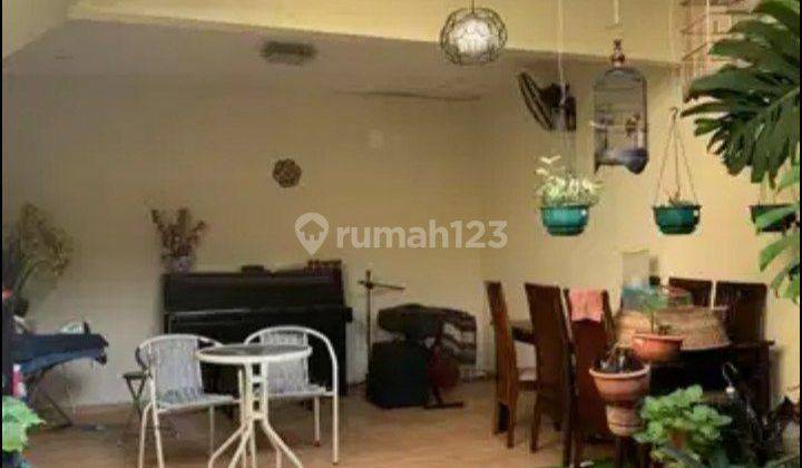 Rumah Cantik Luas 169 Bulak Perwira Taman Luas 1