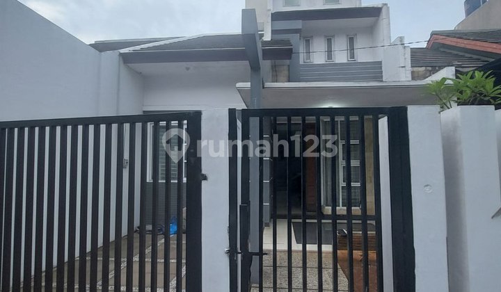 Murah !! Rumah Cantik 2 Lantai Permata Cimanggis Depok 2