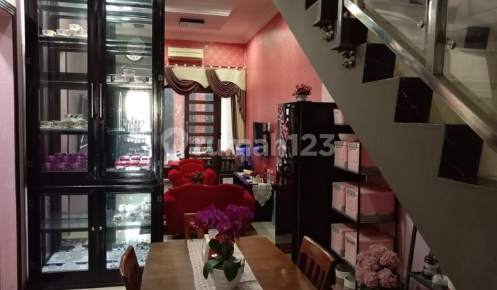 Luas 180 Rumah Cantik Percetakan Negara Johar Baru Jakarta Pusat 2