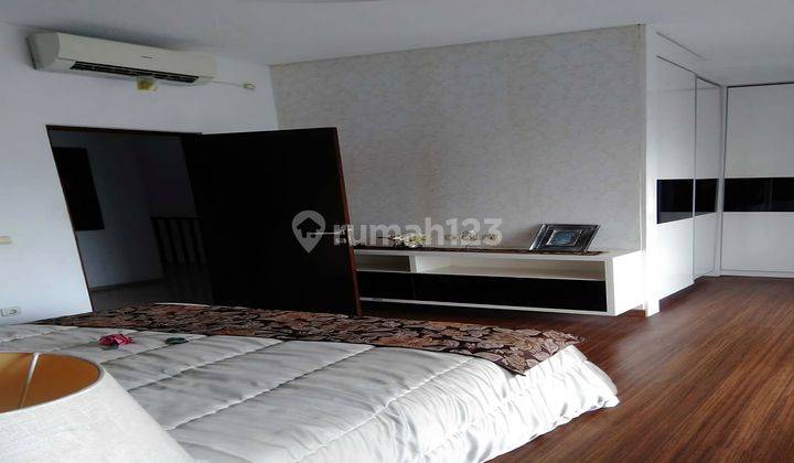 Rumah tanah luas Golden City dekat tol Bekasi Barat, Bekasi Kota 2