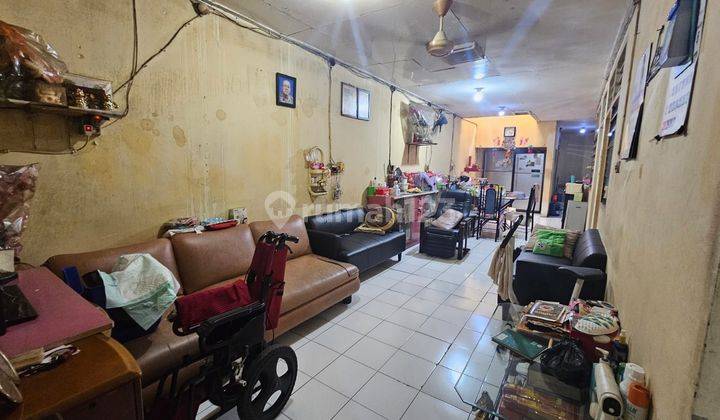 Rumah Klasik di Angke Jaya Dekat Mal Empo Dan Mal Season City 2