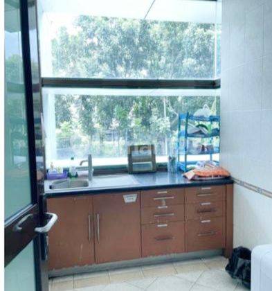 Gedung Kantor 3lantai dg lahan parkir luas di gajahmungkur  4