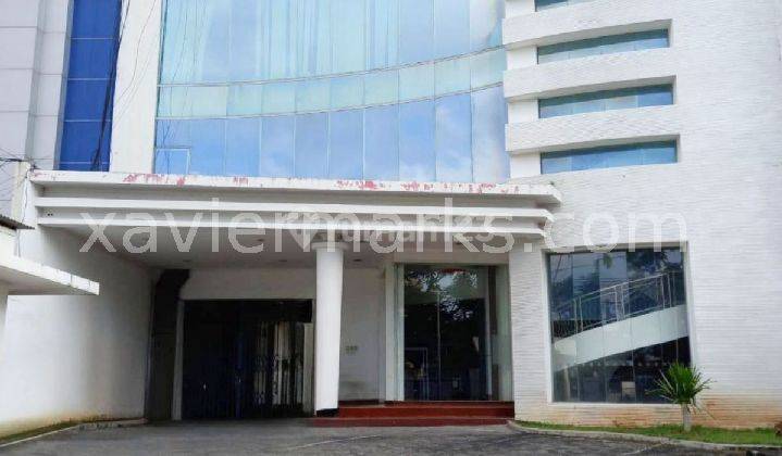 GEDUNG KANTOR 3LANTAI PUSAT KOTA DENGAN PARKIR LUAS 1