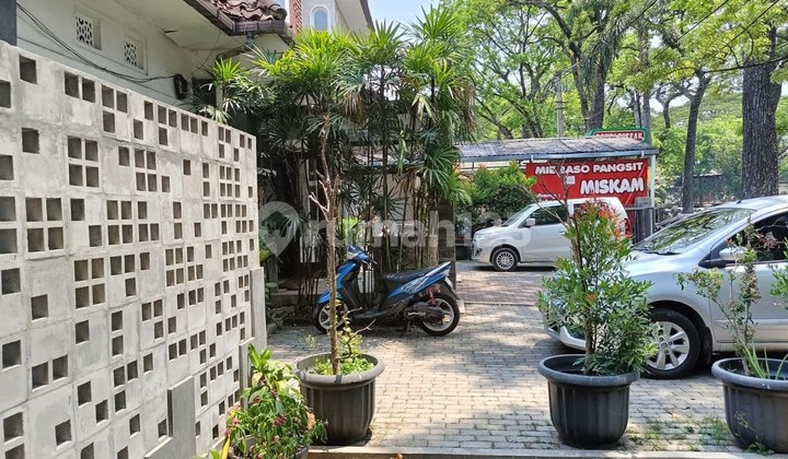 Istimewa! Rumah Klasik Sayap Riau Cocok Buat Resto Cafe 2