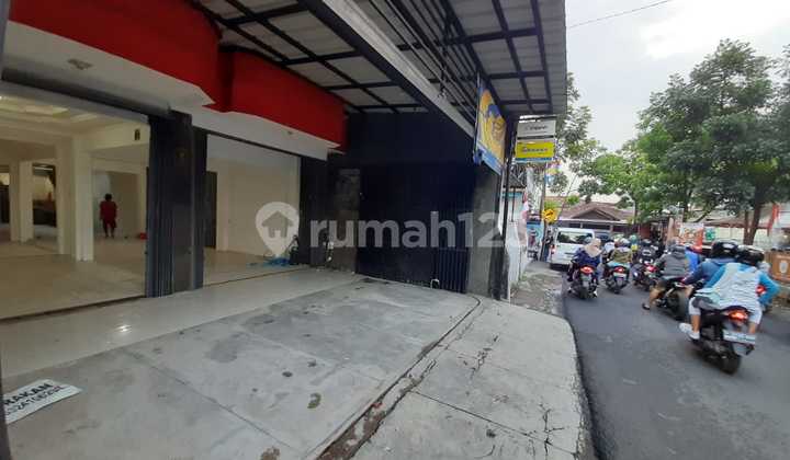 Ruko cantik lokasi strategis siap pakai di Cimahi 3