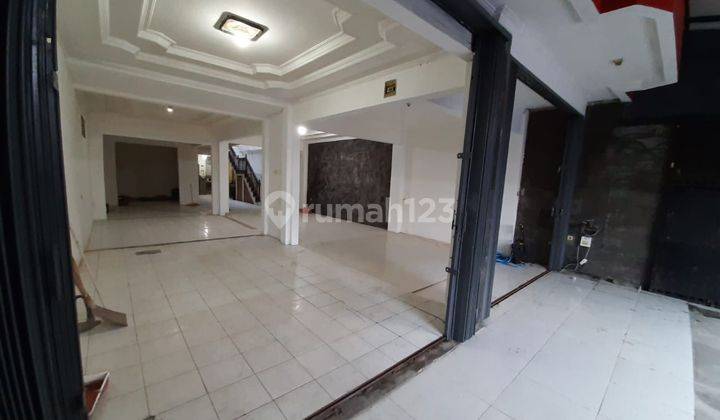 Ruko cantik lokasi strategis siap pakai di Cimahi 4